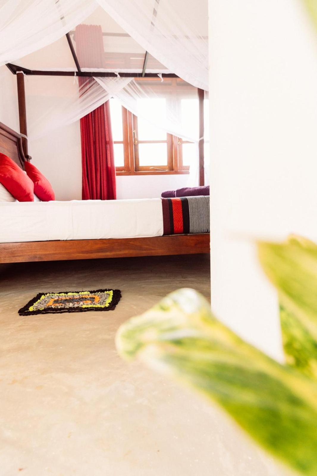 Hiriketiya Ladina Homestay 迪克韦勒 外观 照片